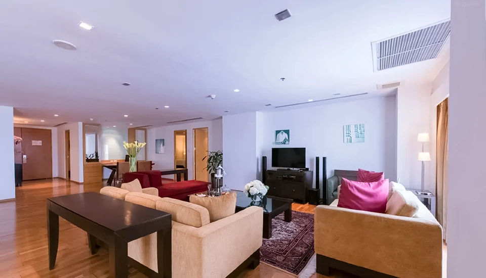 هتل لبوا ات استیت تاور بانکوک